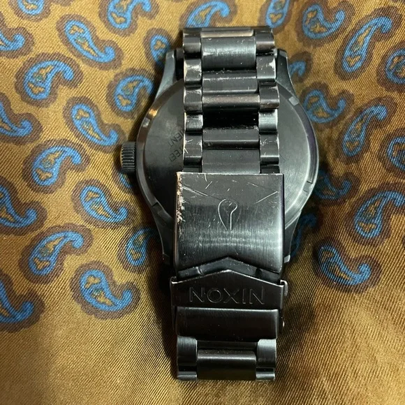 Nixon “The Sentry” Men’s Watch - Picture 6 of 6